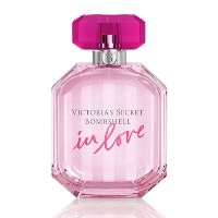 Victoria's Secret Bombshell In Love